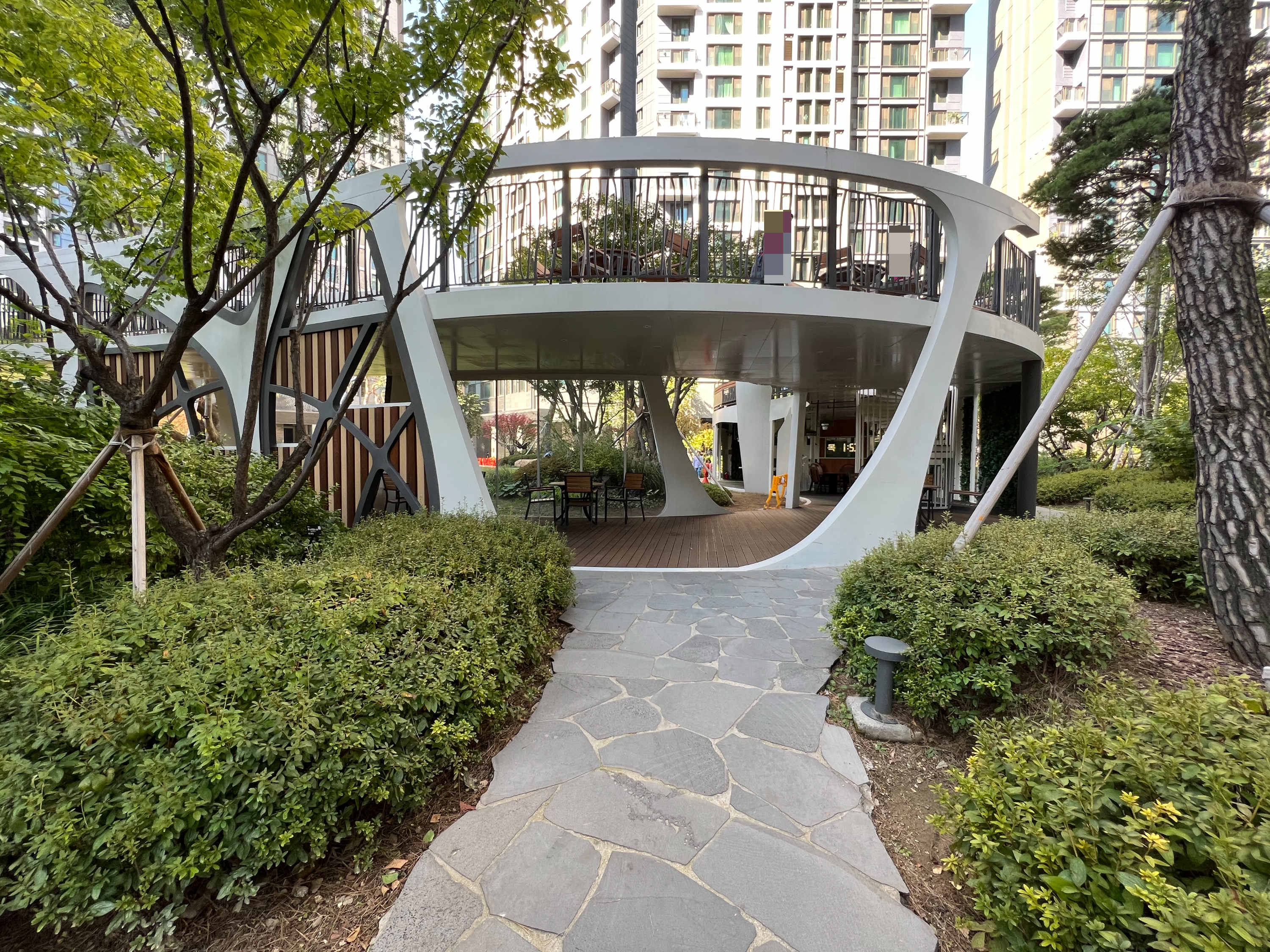 서초 그랑자이 아파트 티 하우스