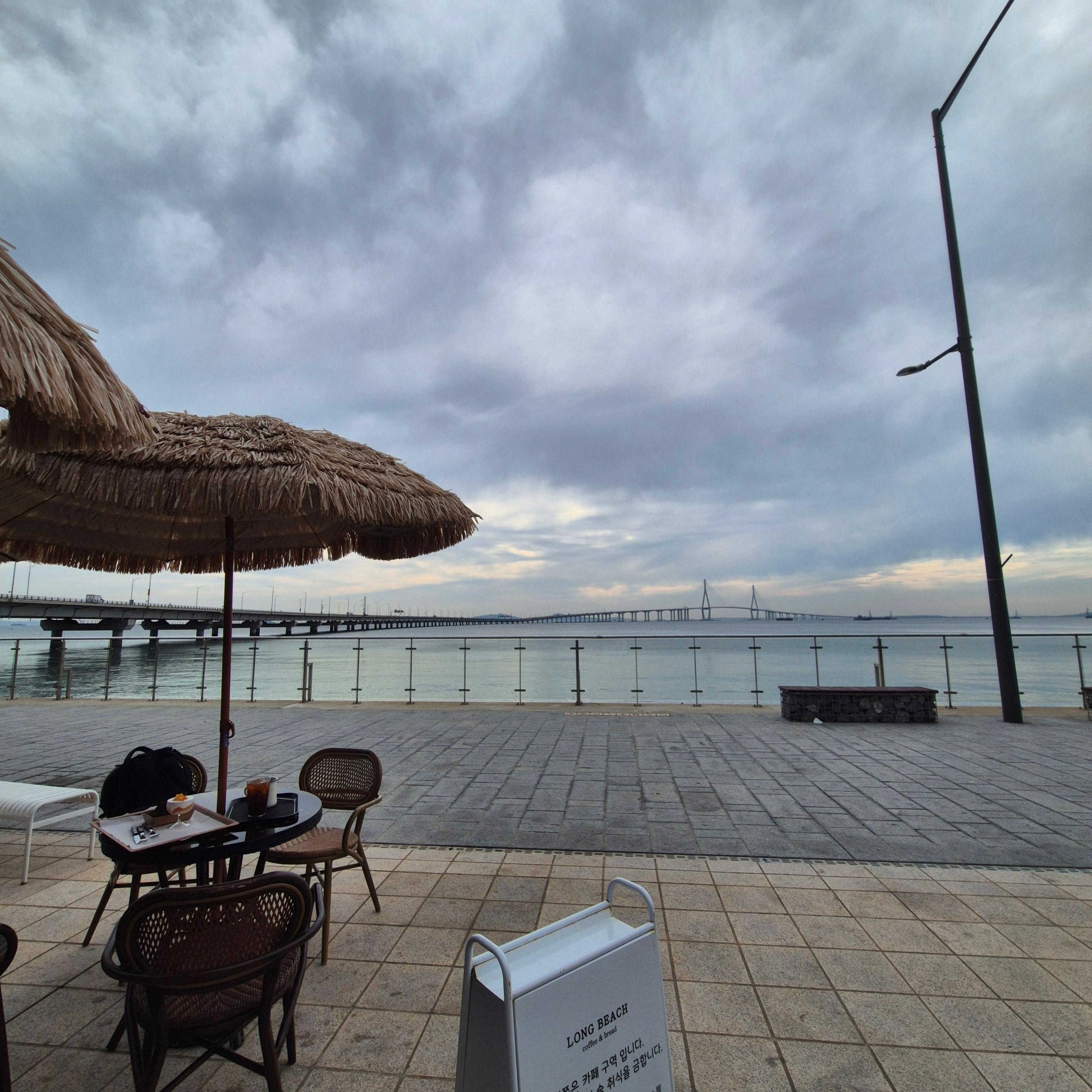 롱비치 커피앤 브래드, 송도 오션뷰 카페, 인천대교 카페, 송도 베이커리카페, 롱비치 커피앤 브래드 후기, 송도 카페 추천, 인천 오션뷰 카페