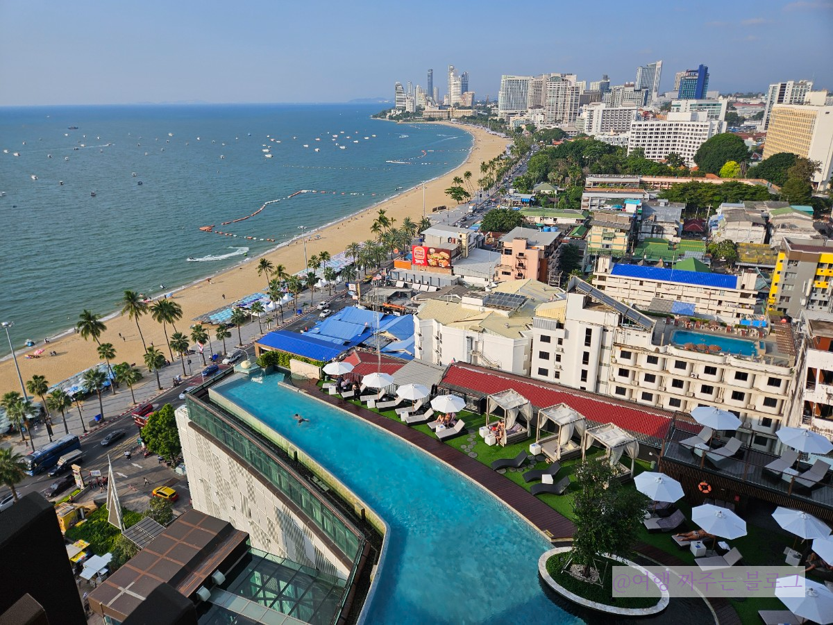 #힐튼파타야 #힐튼파타야수영장