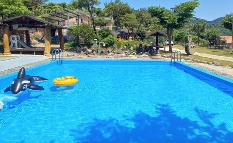 소랭이개울가 펜션