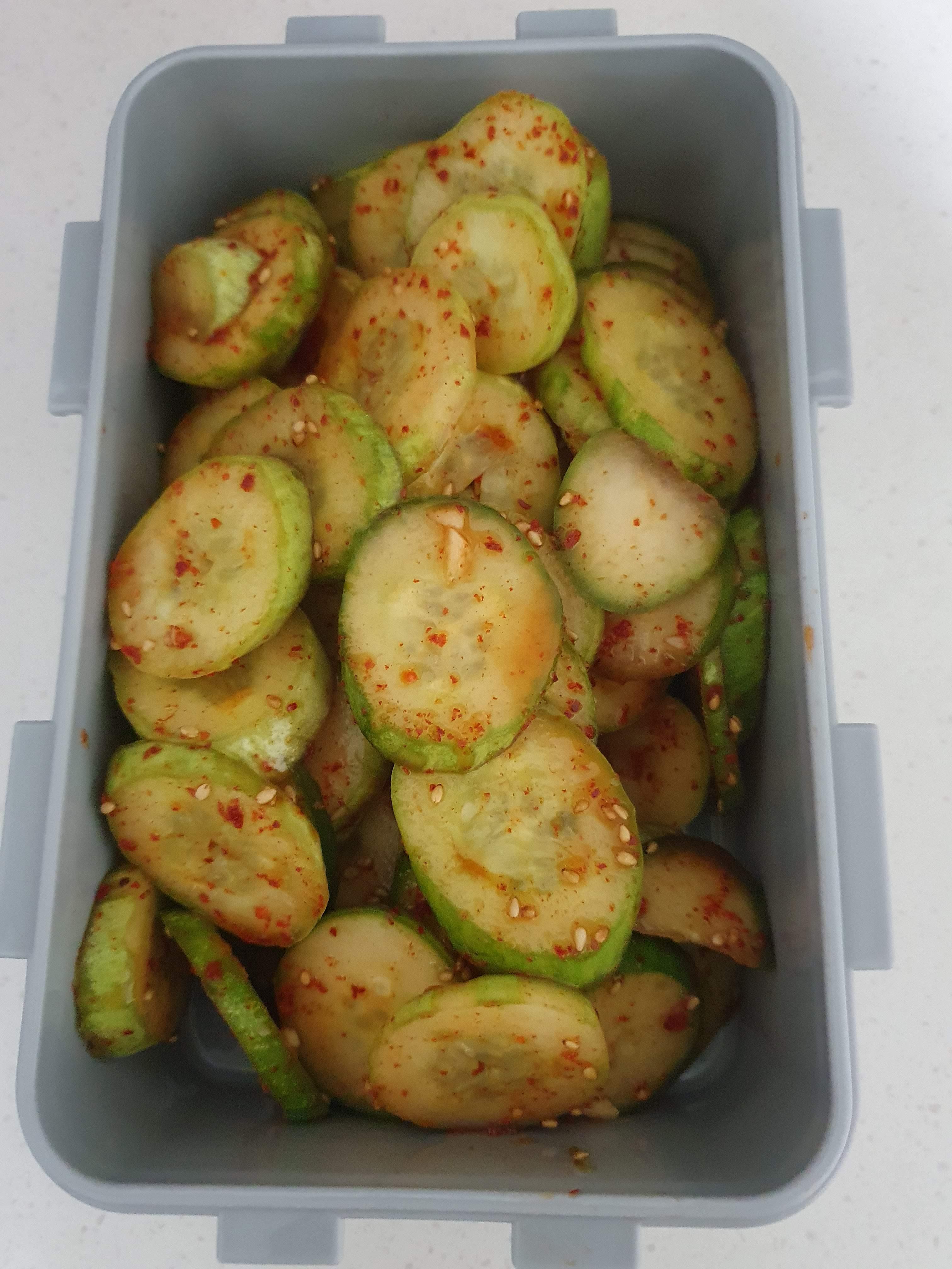 여름철 오이반찬 새콤하게