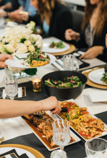 임신 중 피해야 할 음식과 가공 식품 섭취의 위험성