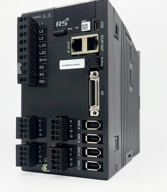 알에스오토메이션 세계 최소형 4축 제어 드라이브