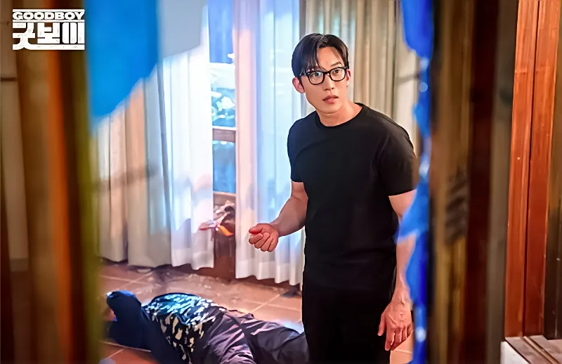 박보검, 굿보이, 박보검 드라마, 박보검 굿보이 1위, 넷플릭스 1위, JTBC 토일드라마, 2025 드라마 추천, 액션 수사극, 한국 드라마, 넷플릭스 추천작