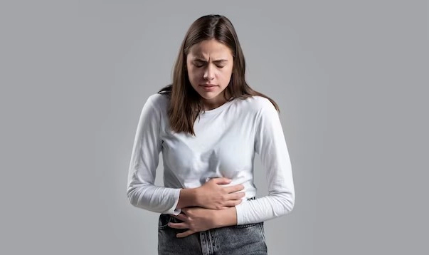 여자 오른쪽 아랫배 통증 의심되는 병 