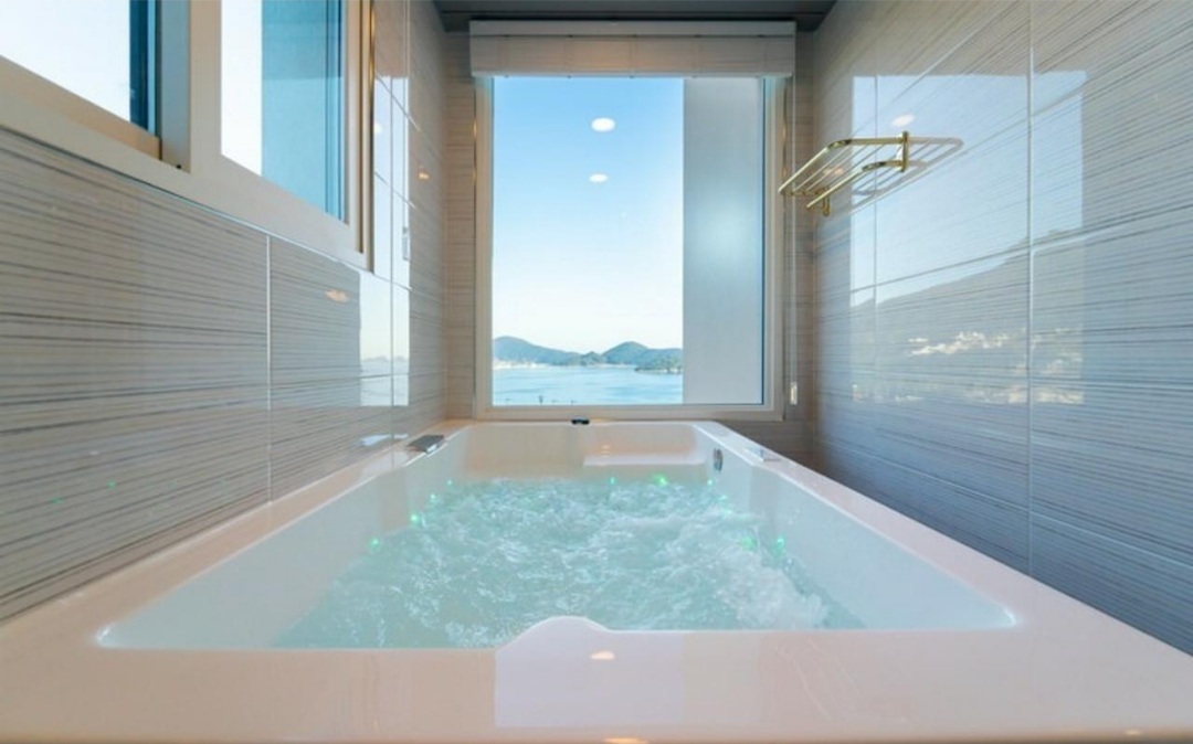 거제 림바발리스 펜션 301호 스파