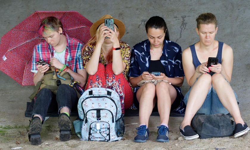 스마트폰 피로: 디지털 디톡스로 리셋하는 법