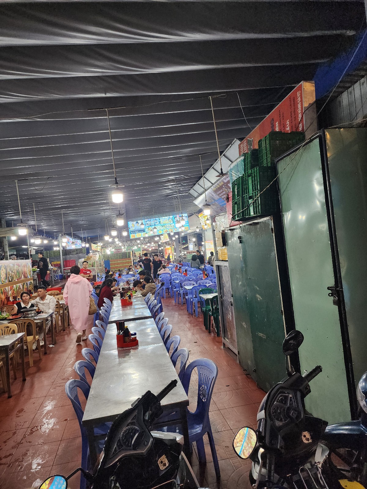 꼬치집 내부 모습