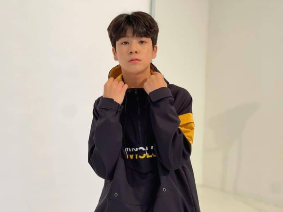 후드티-입은-정동원