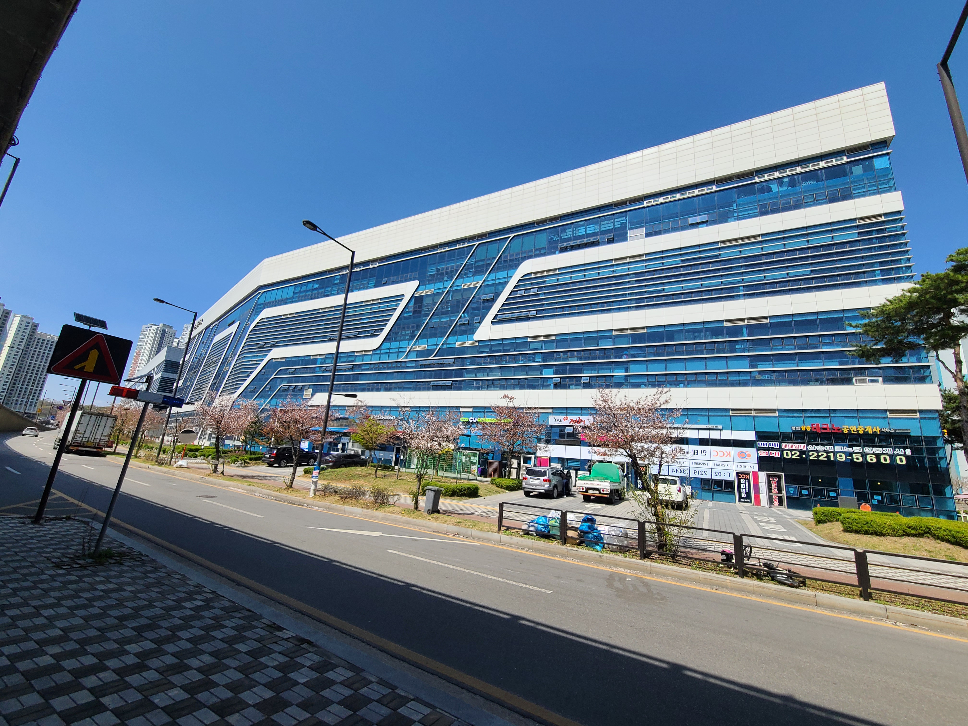 삼송 테크노밸리 외관 및 주변환경1