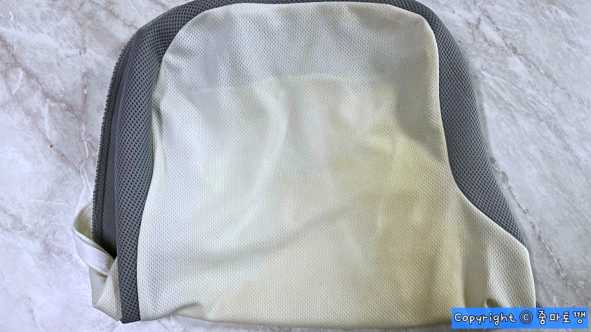 더러워진-베개-커버