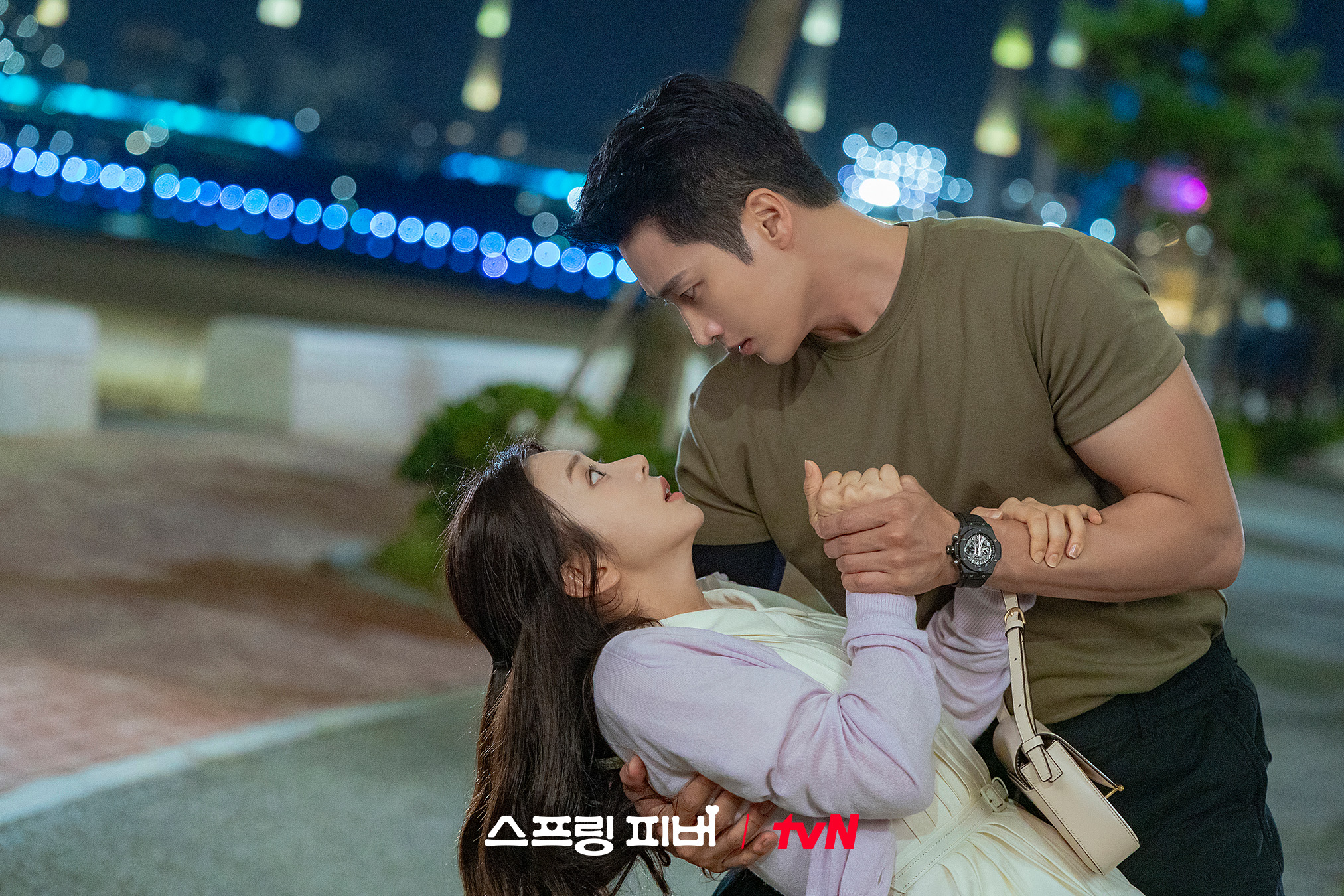 스프링 피버 안보현,이주빈