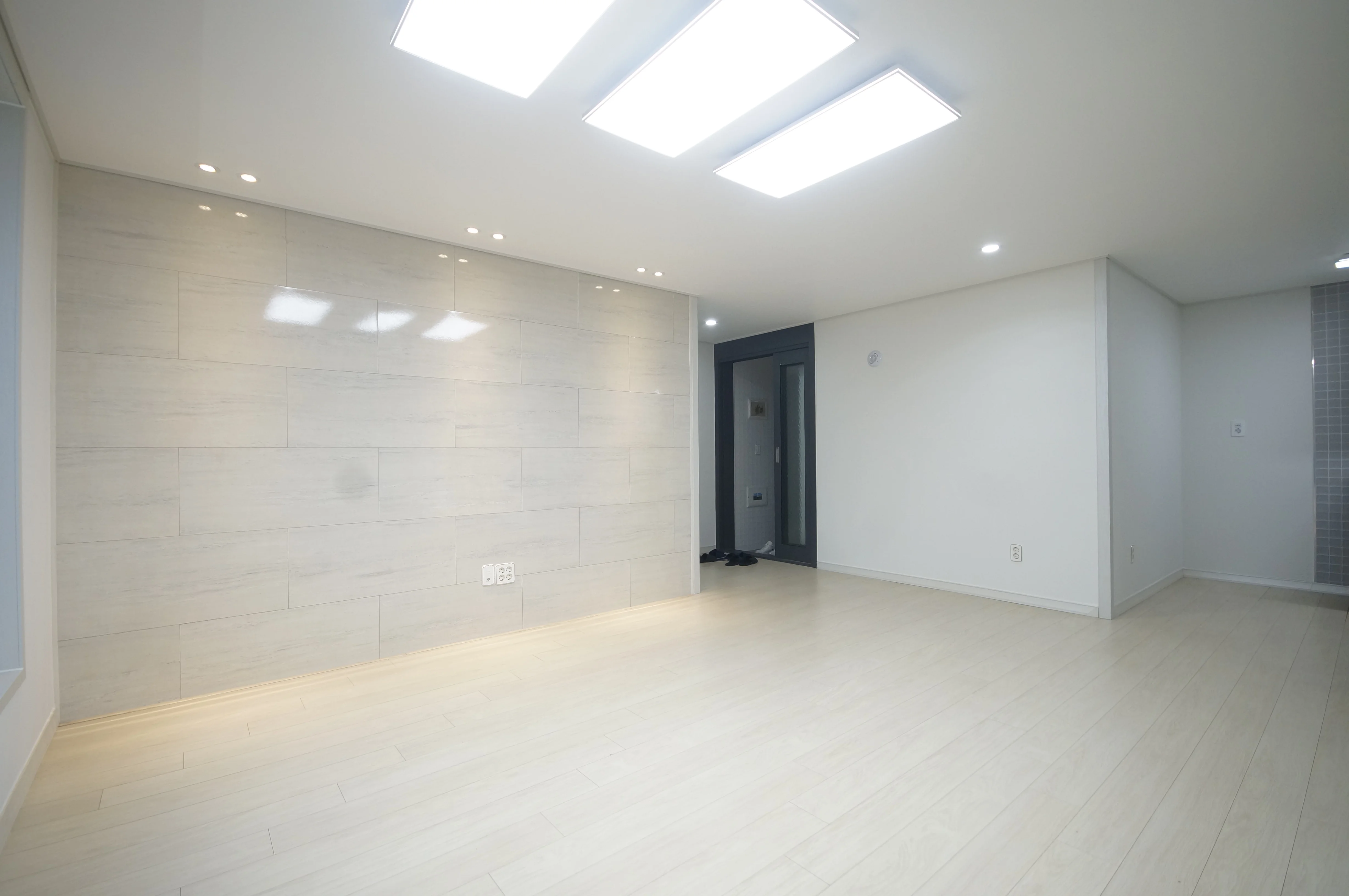 용인시 처인구 김량장동 투룸 신축빌라 거실