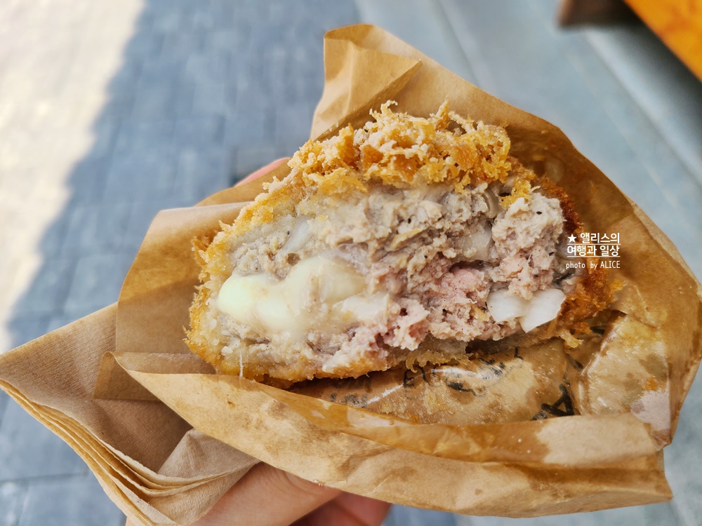 경주 황리단길 길거리 간식 후기 - 호랑이볼카츠, 쿠로보 수플레, 두부아이스크림, 황남옥수수, 꽈페 꽈배기, 10원빵/십원치즈빵