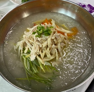 냉닭칼국수