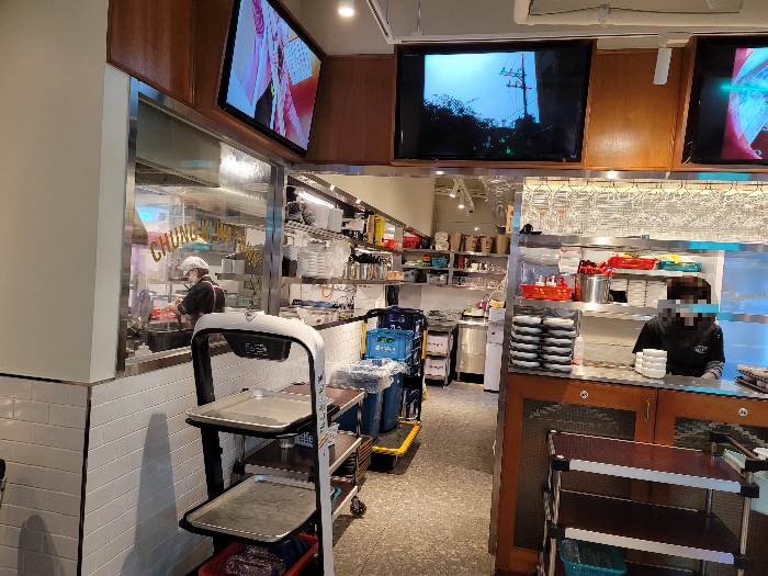 청기와타운 주방