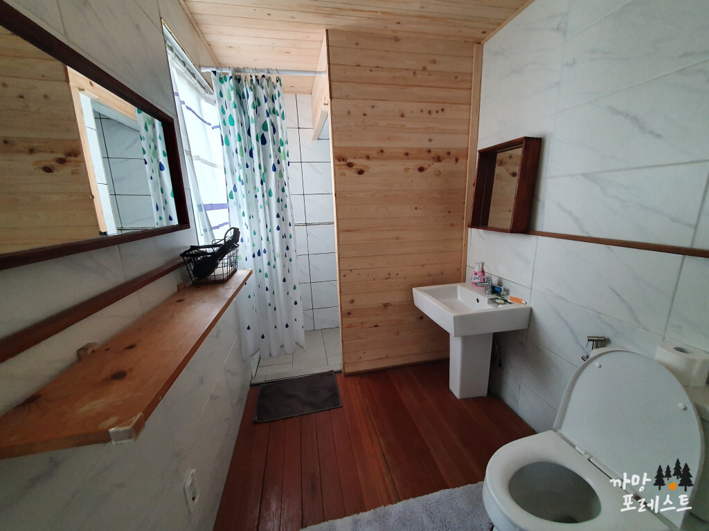 오소소 게스트하우스 화장실