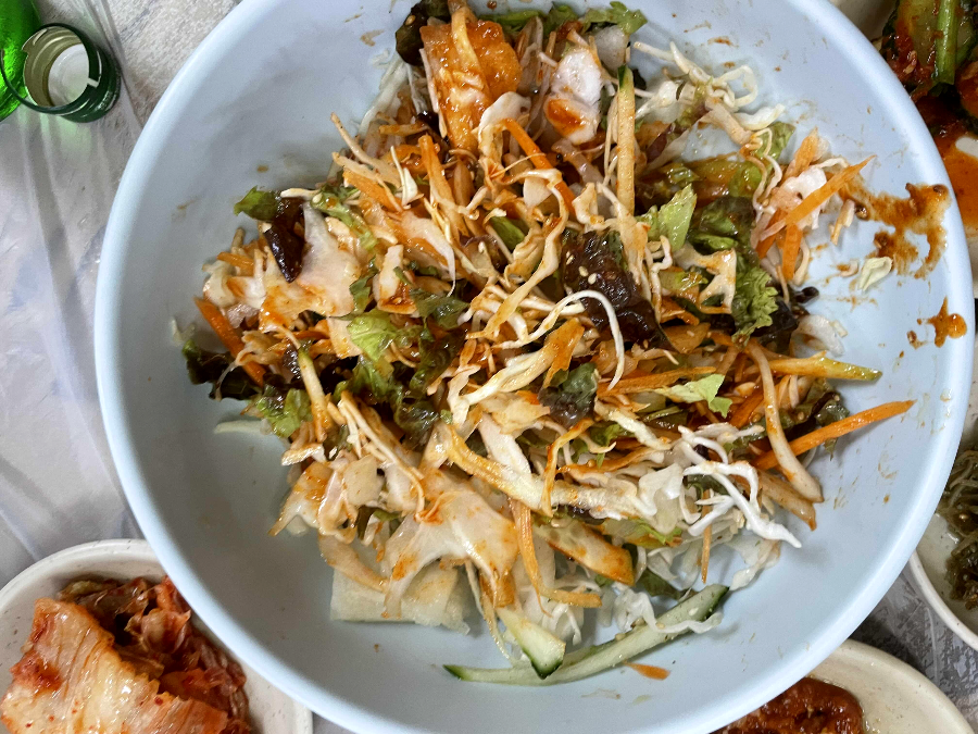 묵호항 수산시장 인근횟집 식사