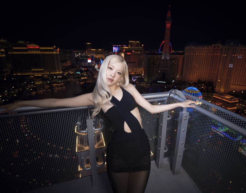 Ros&eacute; and Messy