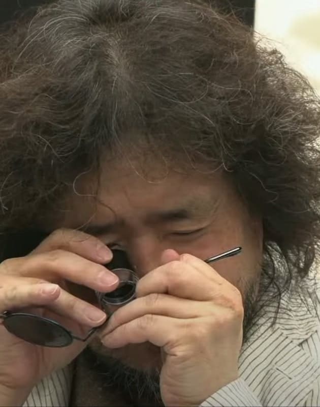 만년필 돋보기 루페 사용 예시