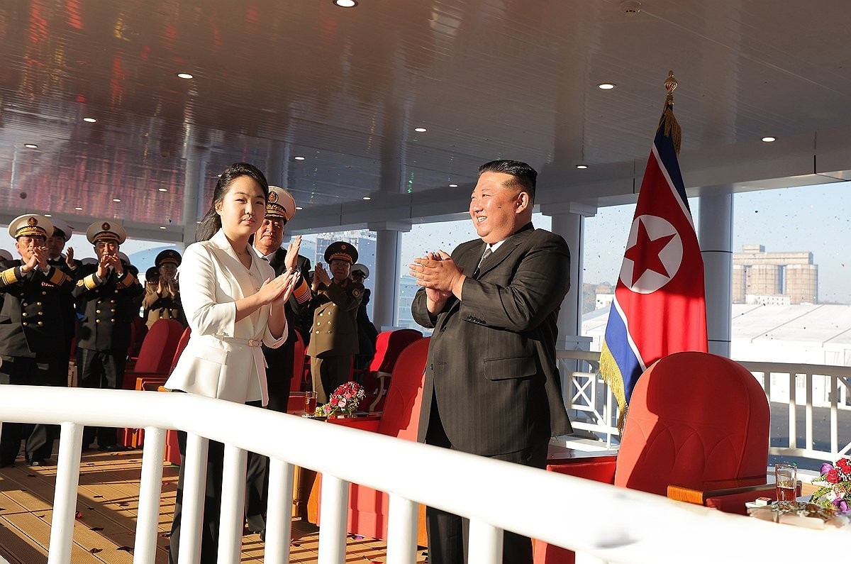 북 신형 구축함 최현급 진수