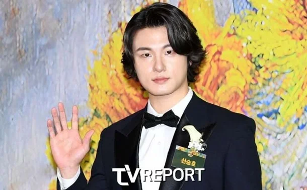 신승호 십자인대