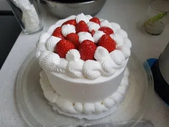 케이크 예약 선물 생크림 가나슈 과일 기념일에 딱 맞는 디자인 고르기_11