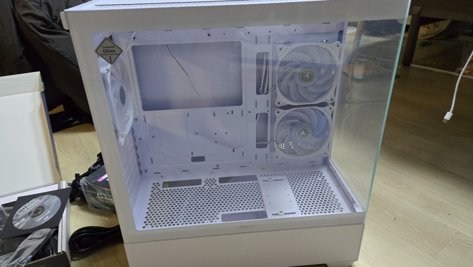 가성비 조립PC 케이스 앱코 (ABKO) U30 마린 화이트 후기 사진2