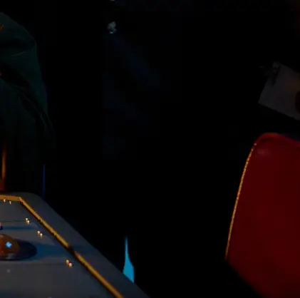 영화 &amp;lt;굿뉴스&amp;gt; vs 실화 &lsquo;요도호 사건&rsquo; 비교 분석