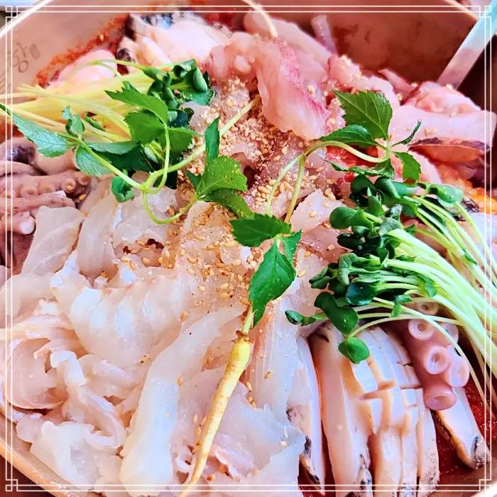 영종도, 을왕리 맛집 하루 3천 명이 찾아간다 계절 물회