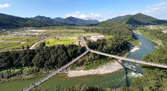 [포천 여행] 하늘 위를 걷는 짜릿함! 한탄강 와이자 출렁다리 완벽 가이드 (주차, 맛집 꿀팁 포함)