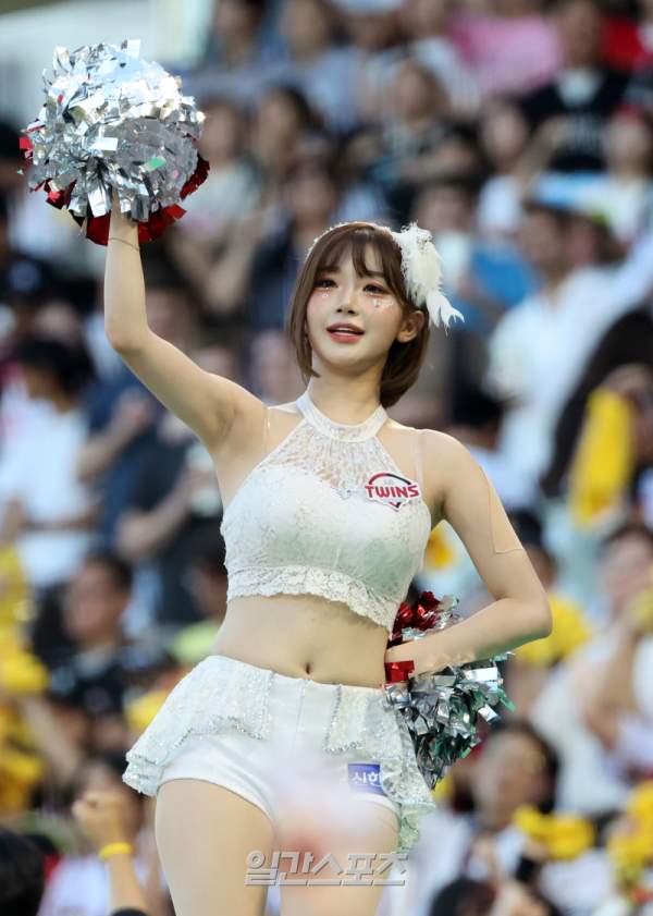 치어리더 이주은이 화려하게 복귀