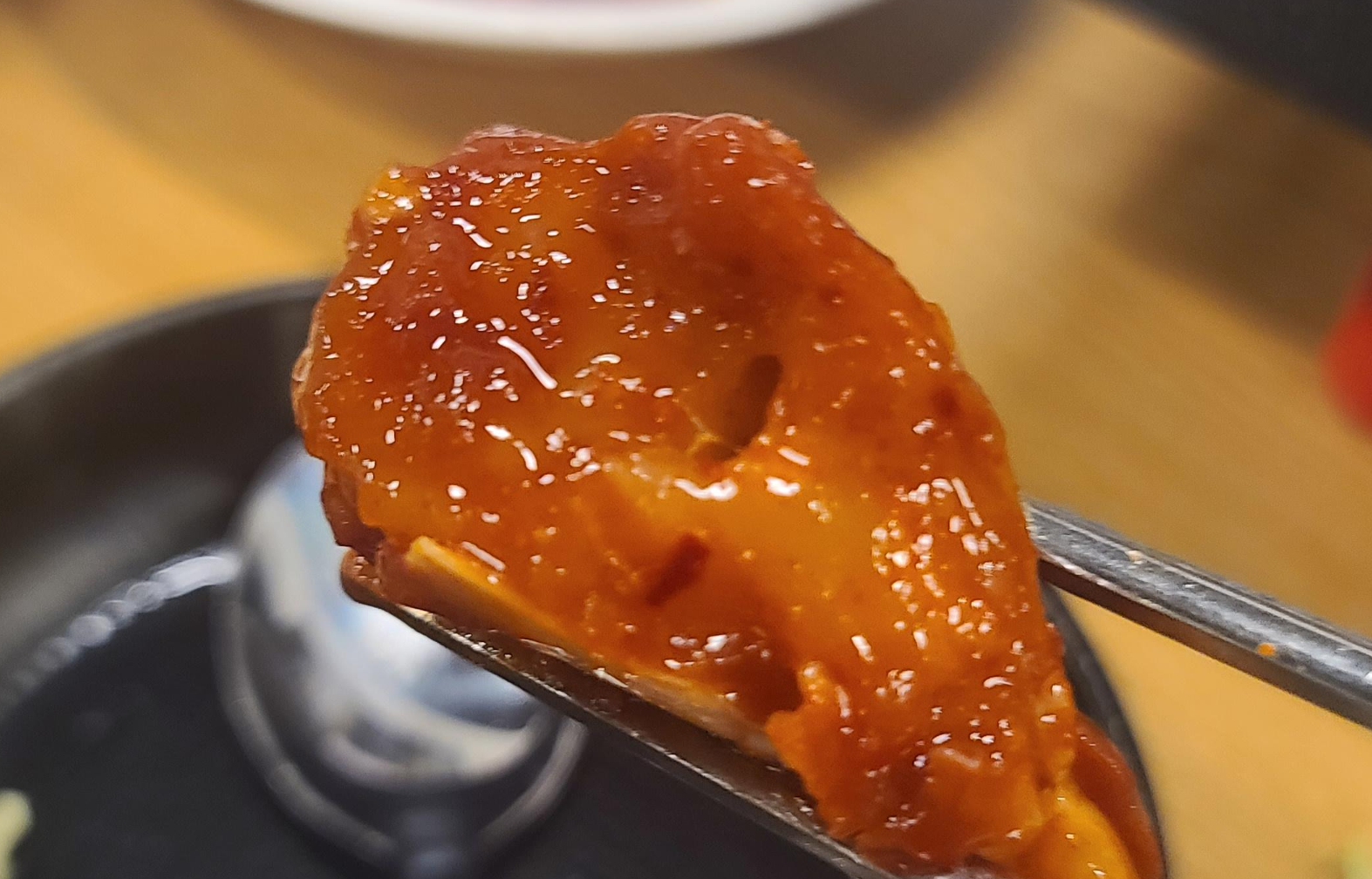 삼겹살맛집 을지대맛집 돼지한판 은행시장맛집 성남맛집 친절한사장님 메뉴판 삼겹살 항정살 목살 치이익 달걀찜 된장찌개 한쌈 양념게장