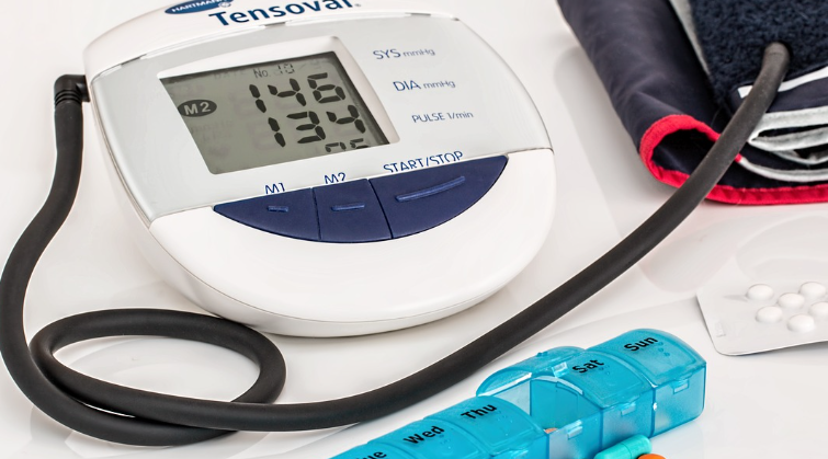 고혈압에 좋은 차 ❘ 혈압 관리에 도움되는 차 추천