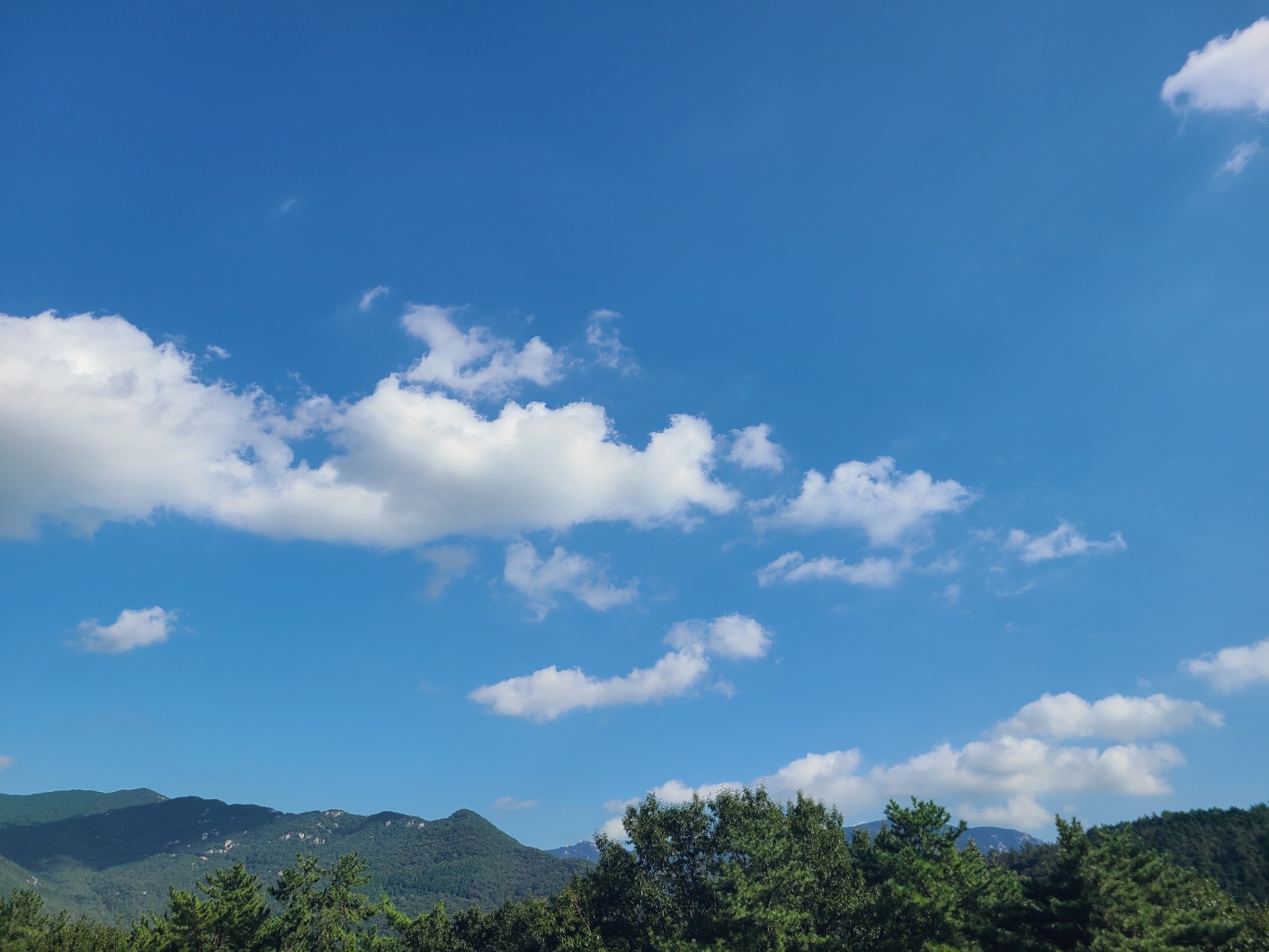 남해 가을 하늘