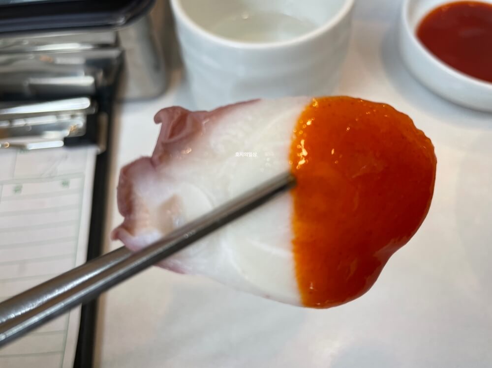 분당 안동국시 맛집 소호정 서현점 - 참문어 숙회 한점