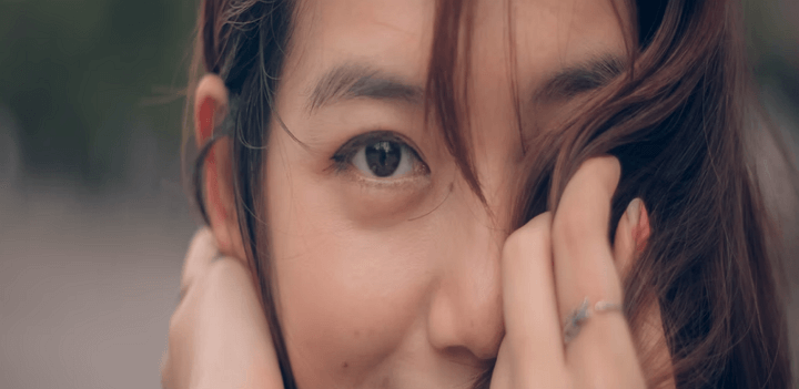 애교살이-예쁜-여성