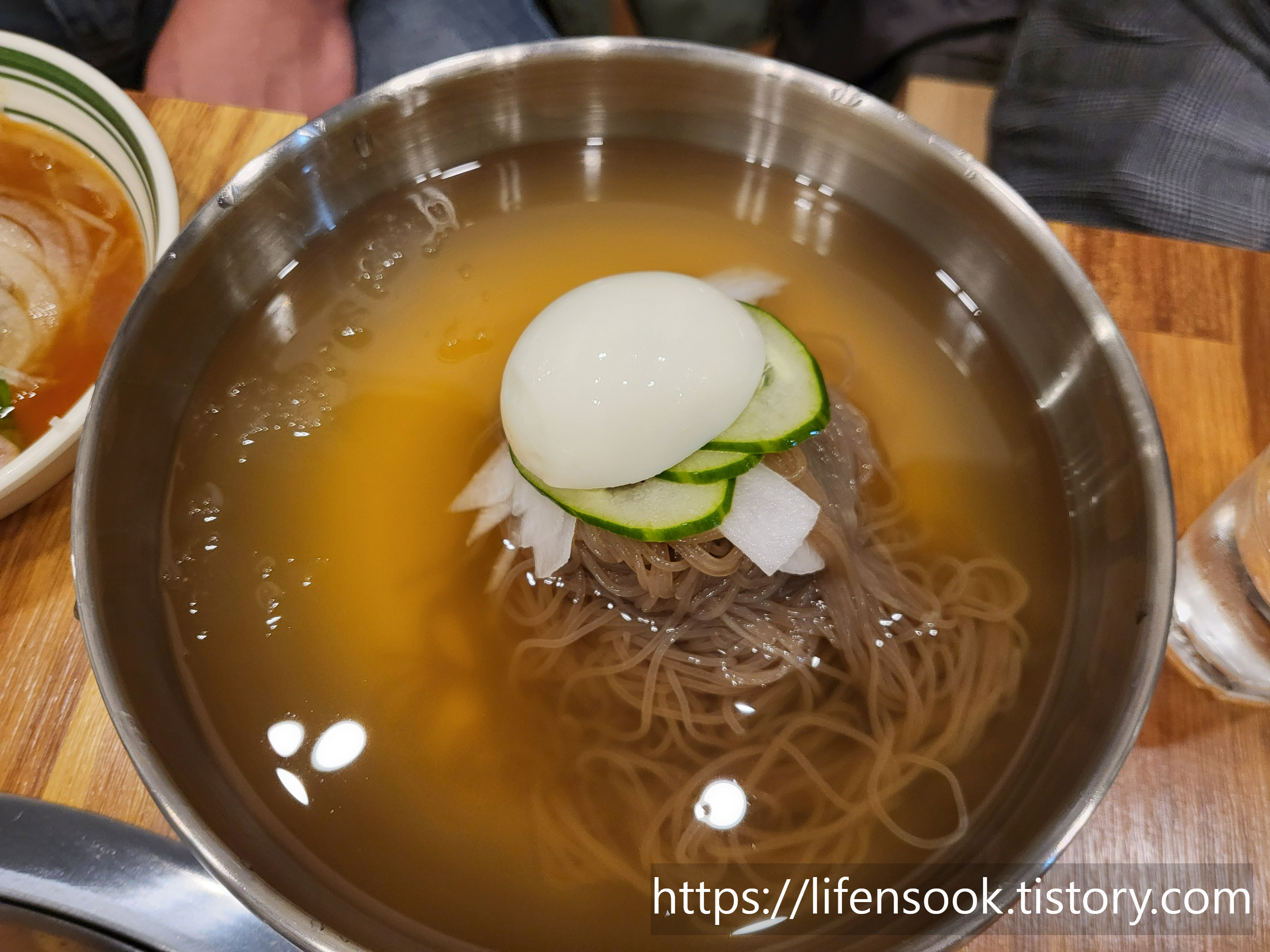 슬로가든 배곧 물냉면