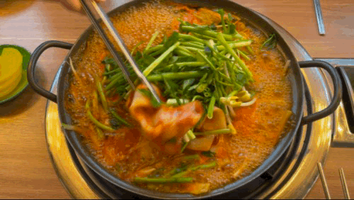 역삼역 즉떡 맛집 민들레 떡볶이 - 오징어 떡볶이 영상