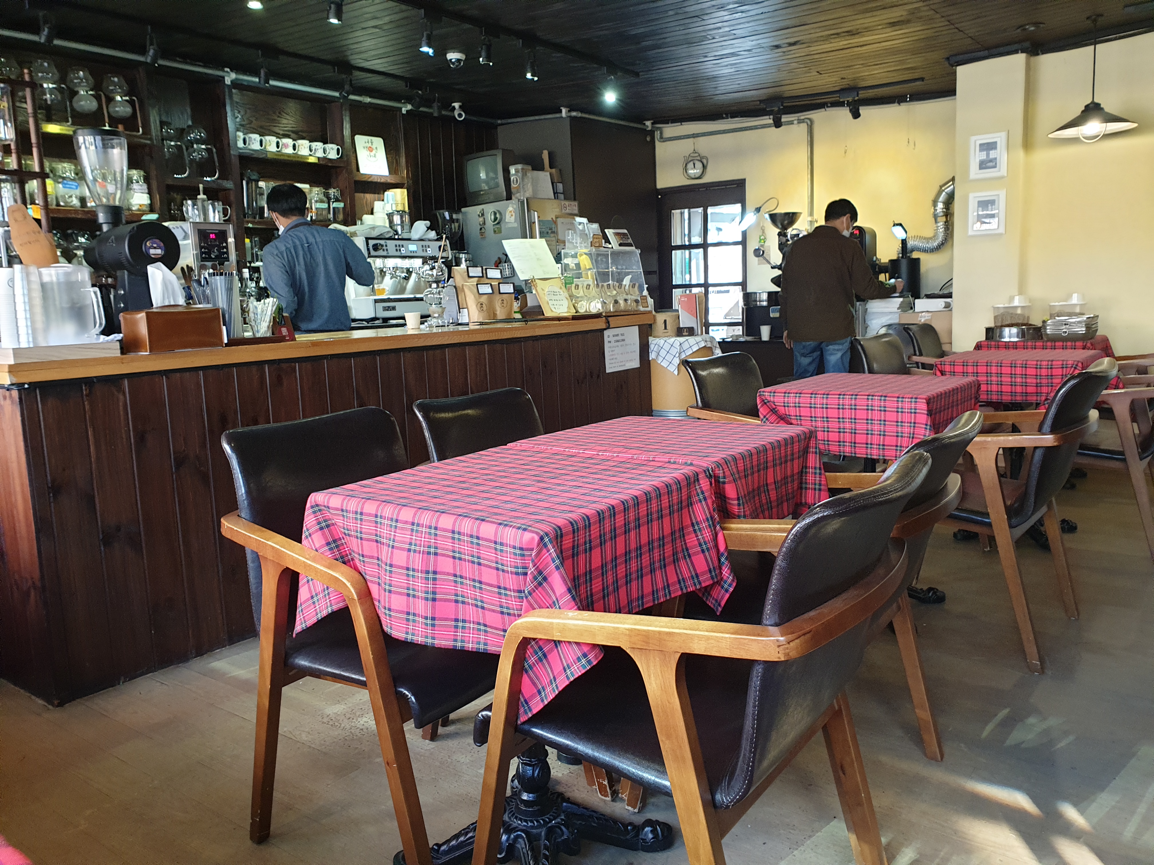 미네르바 까페 내부