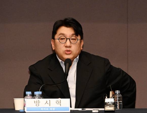 방시혁 의장도 별도 수사 대상