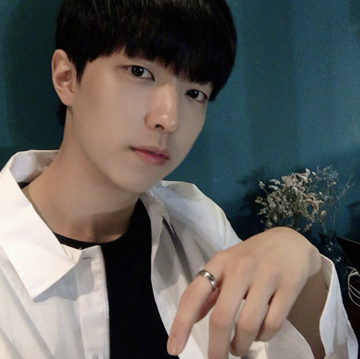 이유진 일상 셀카