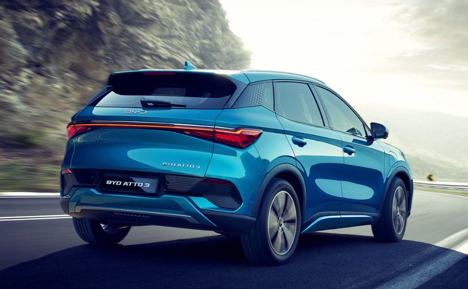 byd 비야디 아토3 제원 가격 플러스 실내 자율주행 비야디 주행 거리 예약 크기 SUV 소형 에너지 소비 효율 전기차 인테리어 디자인 ATTO