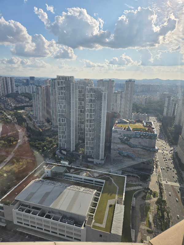 광교 스타벅스 SK레이크뷰 41층