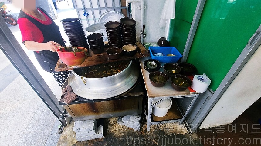 원조-소문난집-국밥전문-솥-2