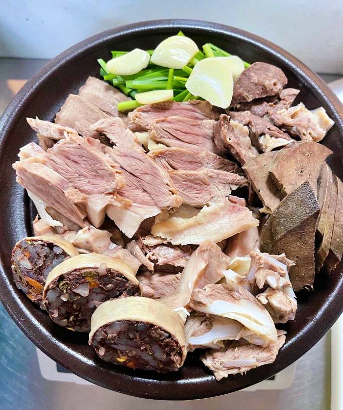 생방송투데이 경기 광주 장지동 고사리 얼큰 순대국 눈꽃 차돌 곱창 순대전골 맛집