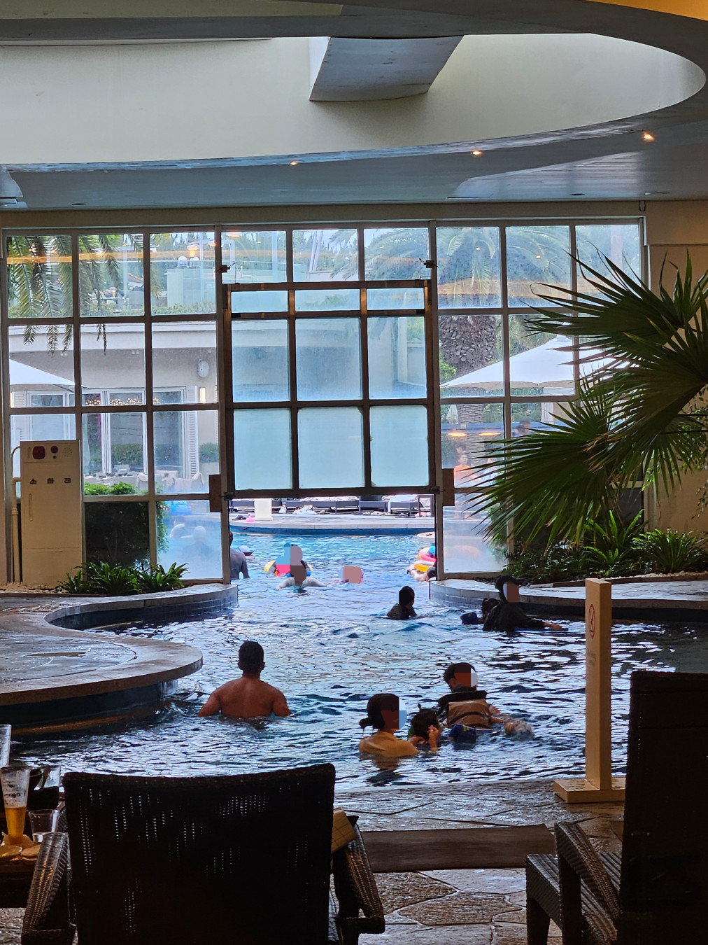 제주 신라호텔 실내 수영장