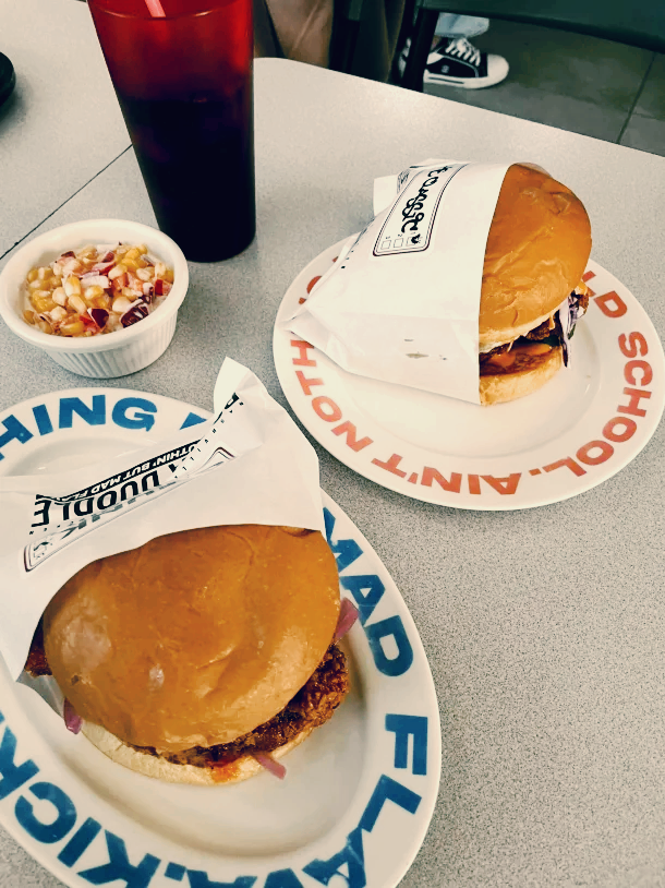 롸카두들 내쉬빌 핫치킨