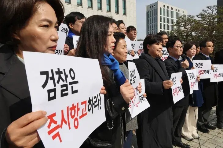 대검 "즉시항고 포기"&hellip; 특수본 강경 반발, 검찰 내 갈등