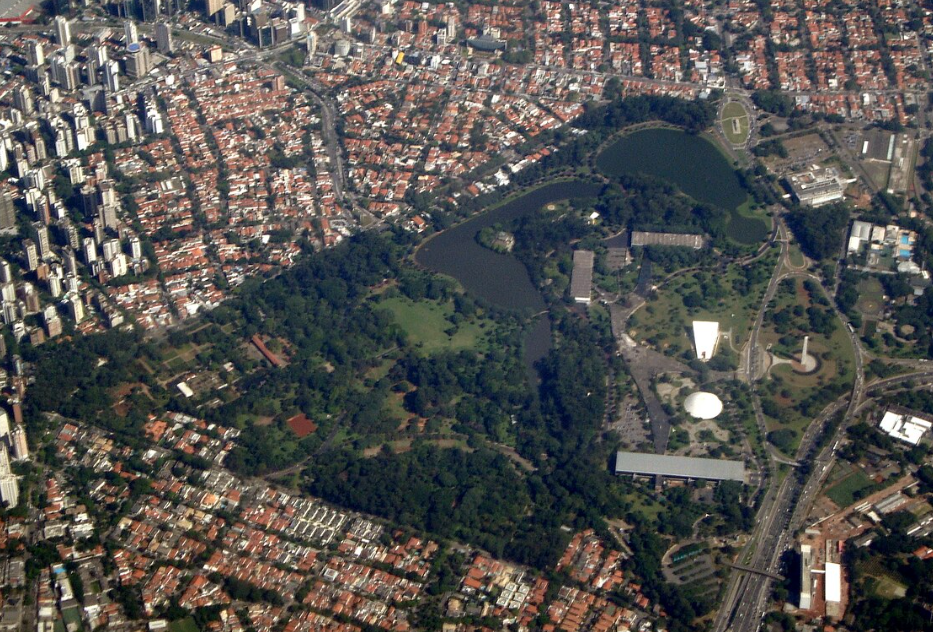 이비라푸에라 오디토리움 (Ibirapuera Auditorium) 항공뷰